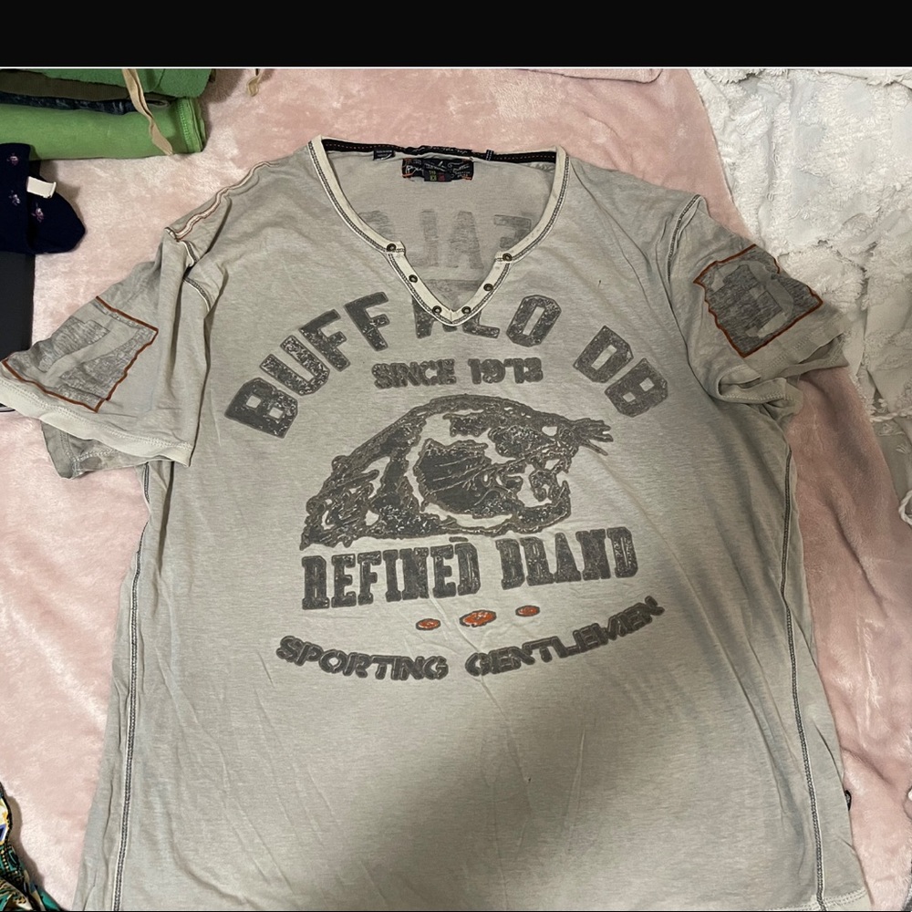 MENS 2XL BUFFALO BRAND T-SHIRT